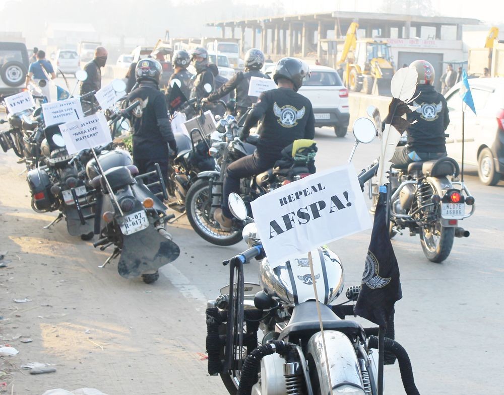 The two-day ‘March Against AFSPA’ from Dimapur to Kohima, covering nearly 70 kilometre begin on January 10 morning from Dimapur. Rev Dr Ellen Konyak led in scripture reading and prayer to start the March for the Repeal of the AFSPA at Supermarket, Dimapur. Apart from the starting point, volunteers joined the march along the way in a show of solidarity. After a night halt in Piphema, the march will resume on 6:00 am, January 11, and head towards Kohima, where they would be received by public and other organisations, before proceeding to the Raj Bhavan to submit a memorandum. The march is being organised by like-minded citizens to protest the Armed Forces Special Powers Act (AFSPA), 1958. (Morung Photo)